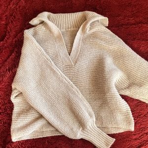 Women’s Collared sweater size M